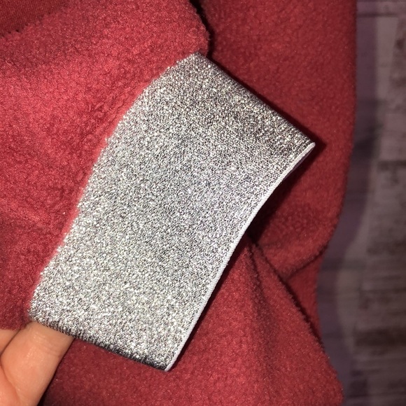 Nike Therma Icon Clash Fleece Crew Neck Pullover red sweatshirt size medium - Picture 5 of 7